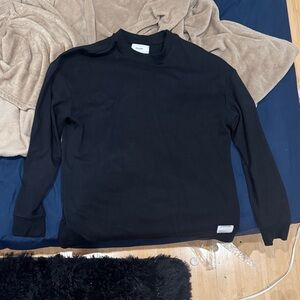 Black Crewneck Sweatshirt